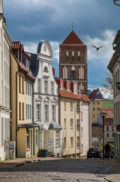 Foto Strasse und Nikolaikirche in Rostock